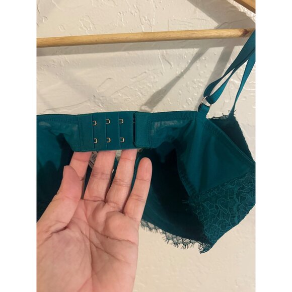 Victoria’s Secret Dream Angels Turquoise Lace Lined Demi Bra - Picture 12 of 13